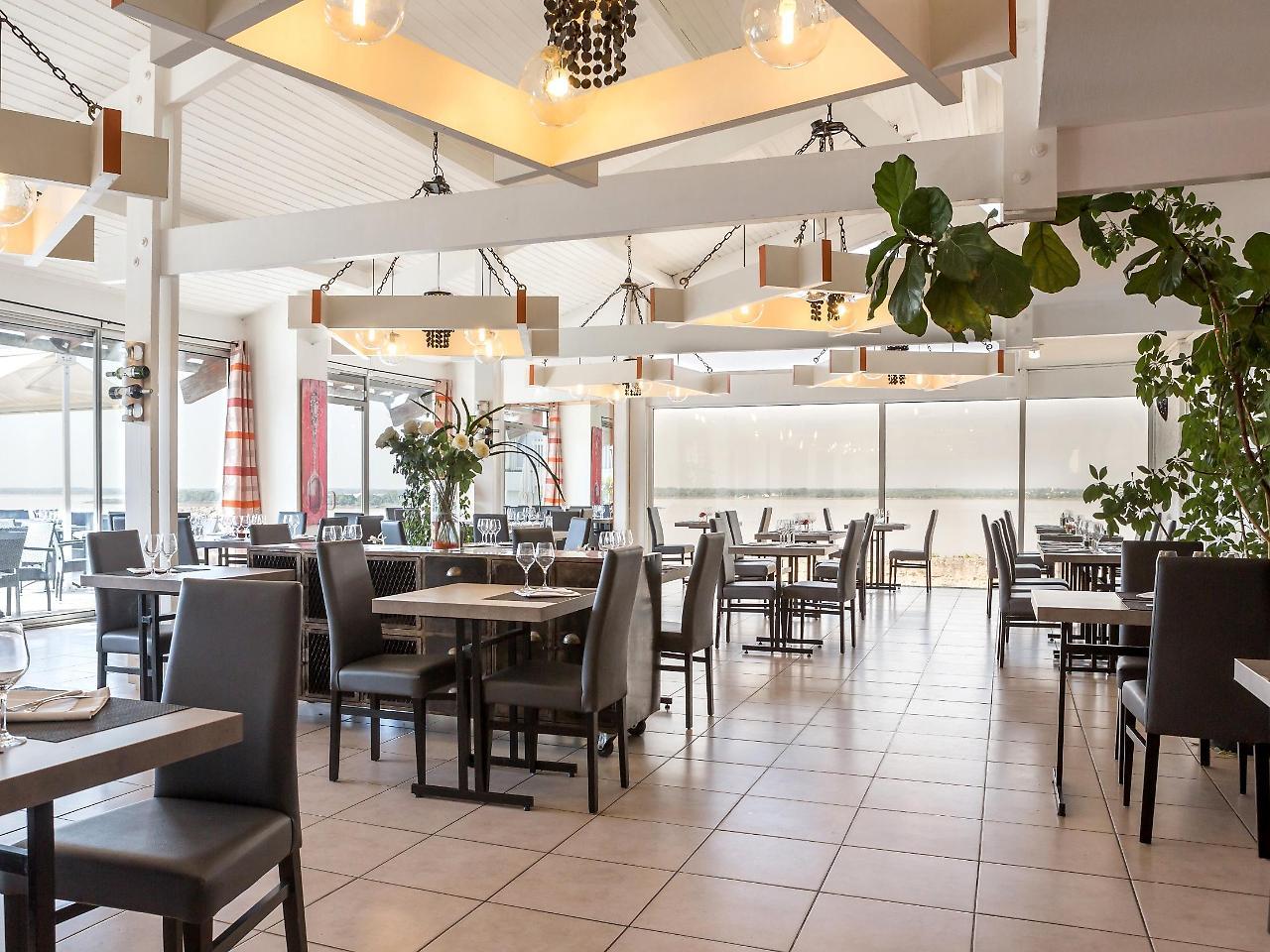 Logis Hotel Restaurant La Citadelle Blaye Kültér fotó