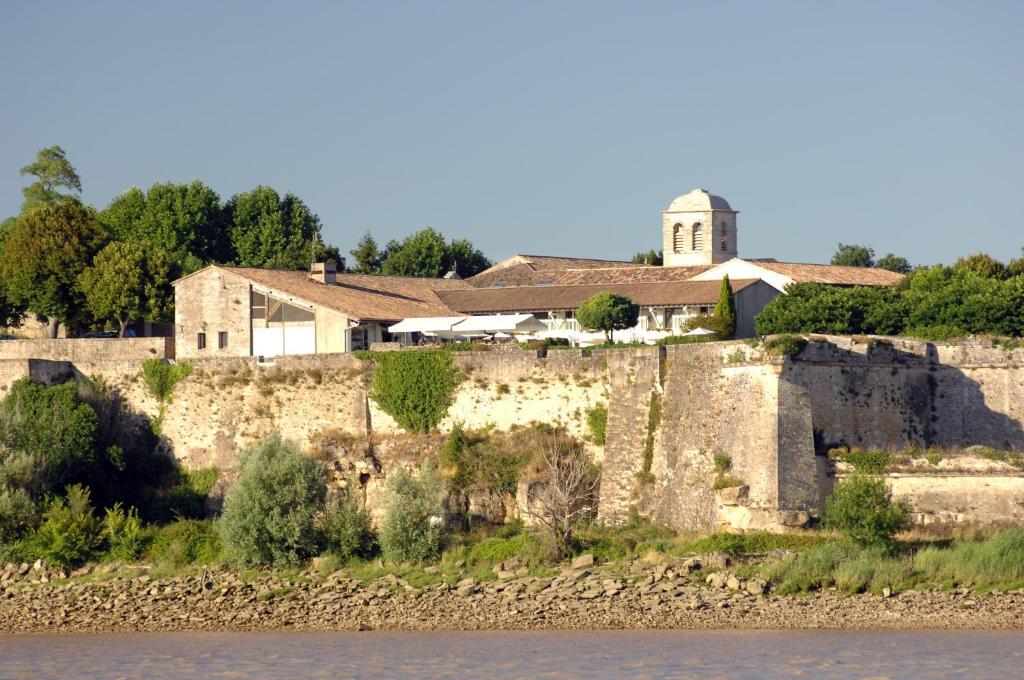 Logis Hotel Restaurant La Citadelle Blaye Kültér fotó
